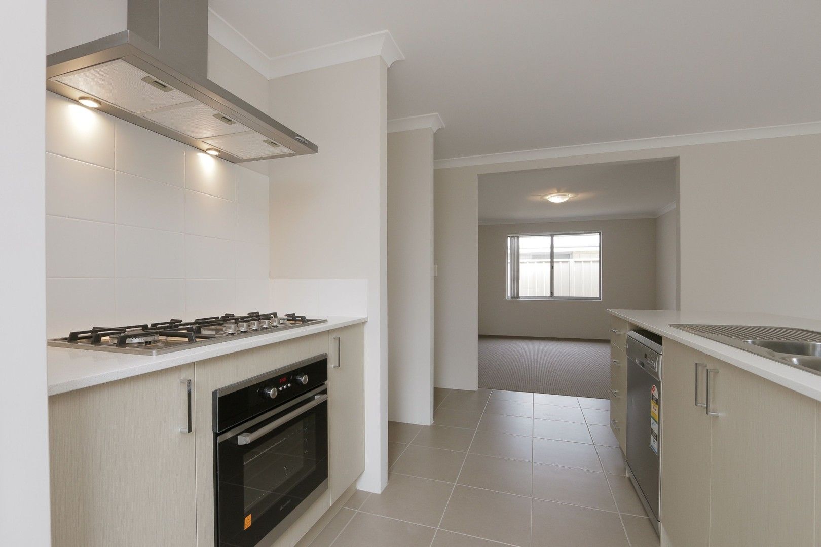 4 bedrooms House in 195 Amazon Drive BALDIVIS WA, 6171