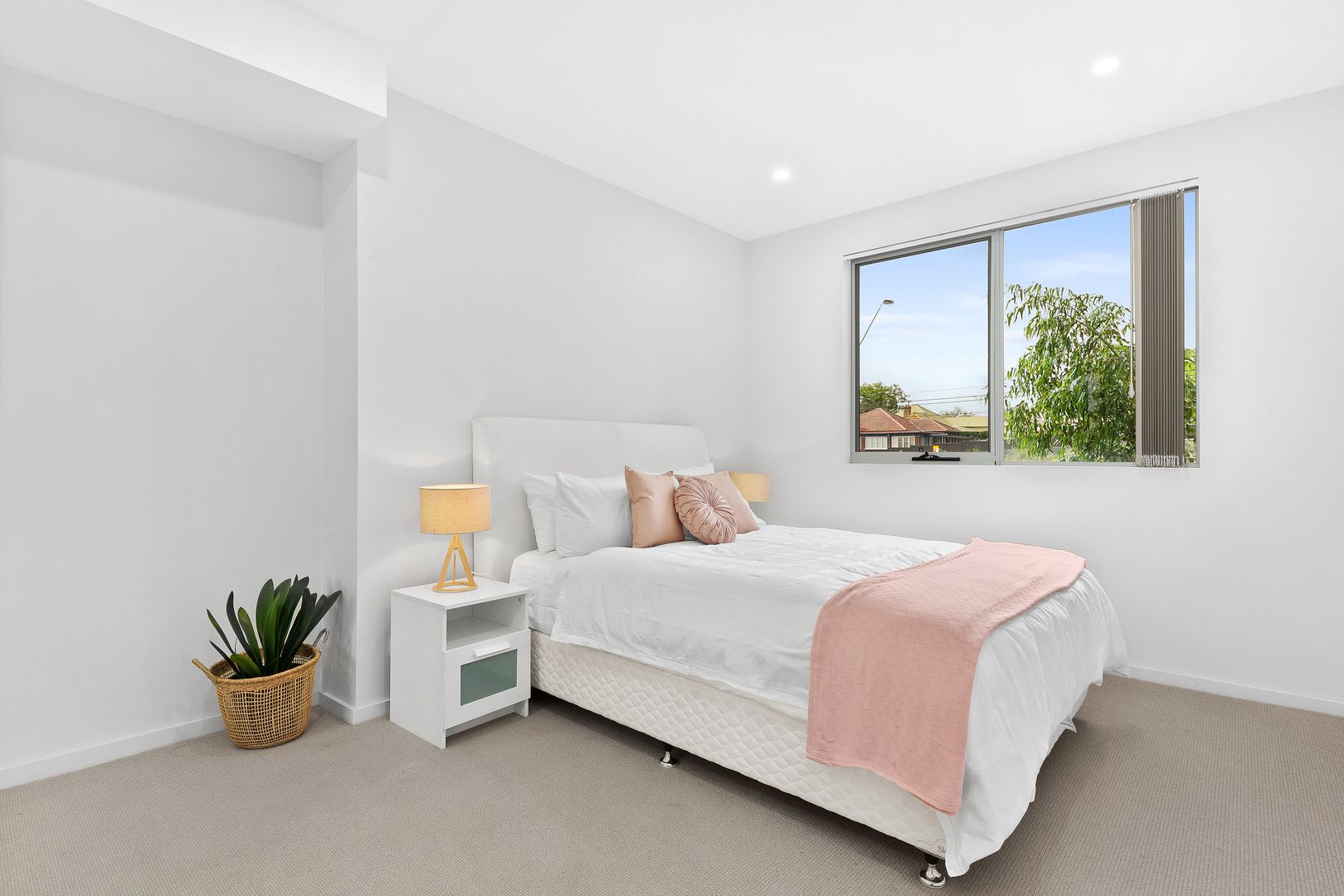 8/32 Essex Street, Epping NSW 2121, Image 2