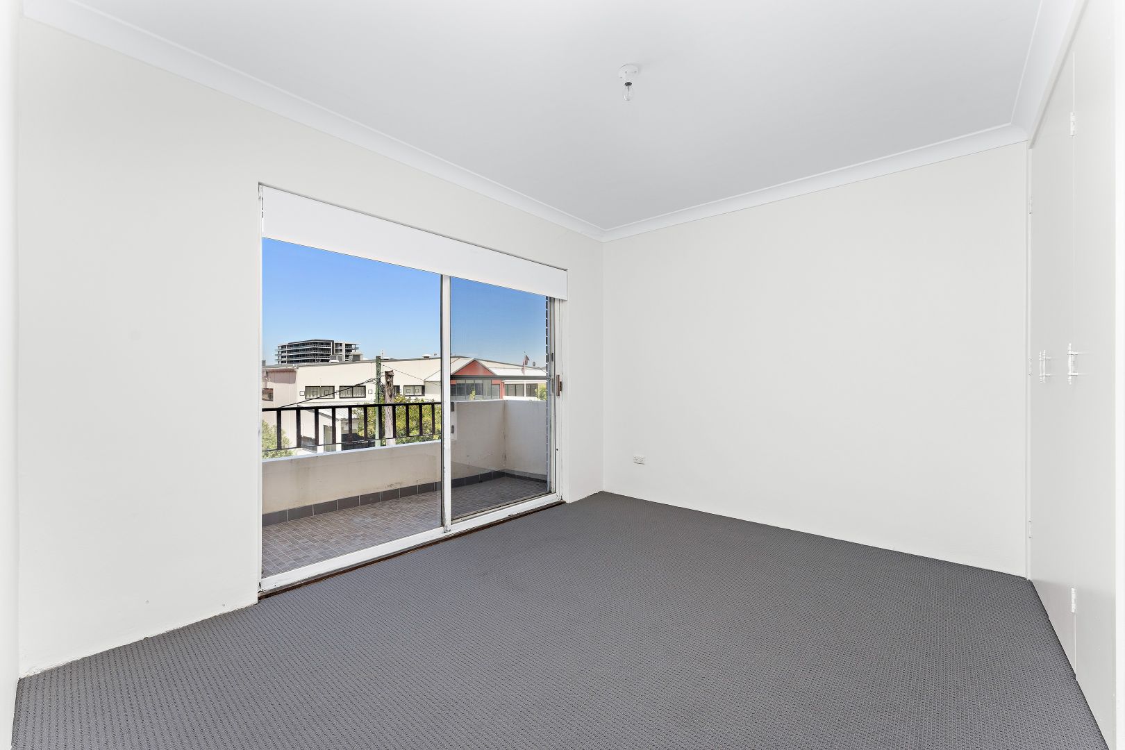 4/10 Burelli Street, Wollongong NSW 2500 Apartment For Rent Domain