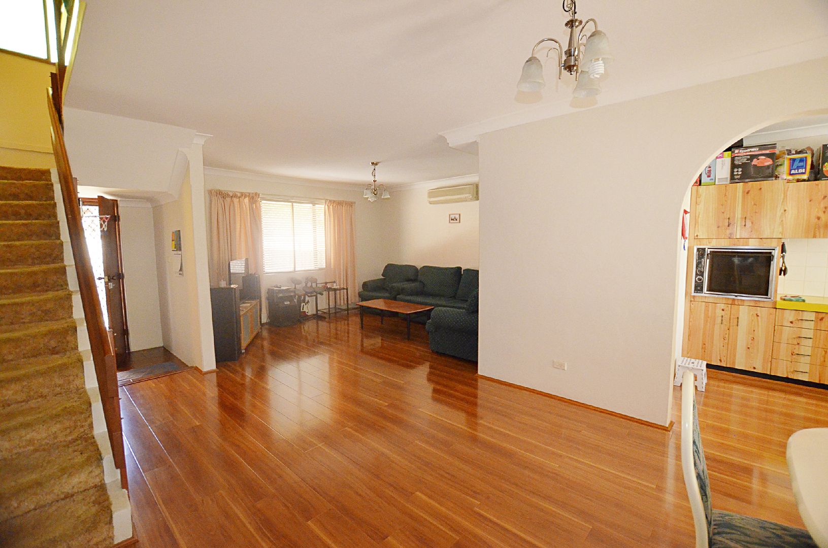 5 32 BROUGHTON STREET, Campbelltown NSW 2560, Image 2