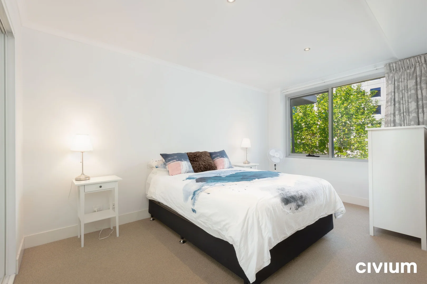 Additional image 3 of Turner ACT 2612