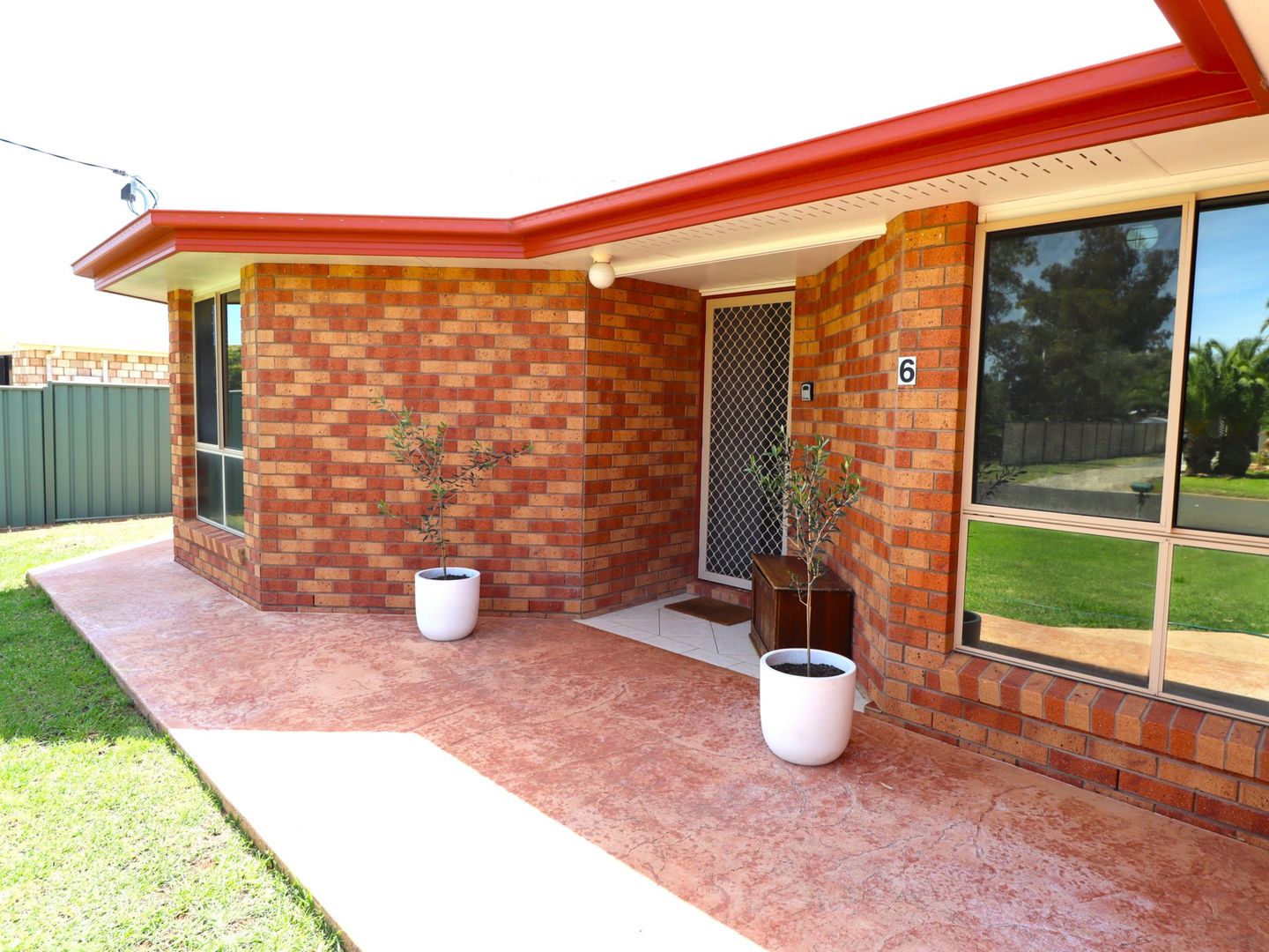 6 Allen Street, Roma QLD 4455, Image 2