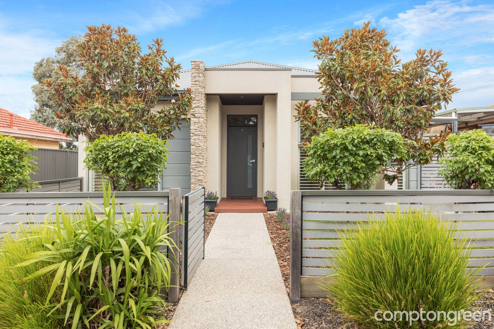 2 bedrooms House in 1/25 Eames Avenue BROOKLYN VIC, 3012
