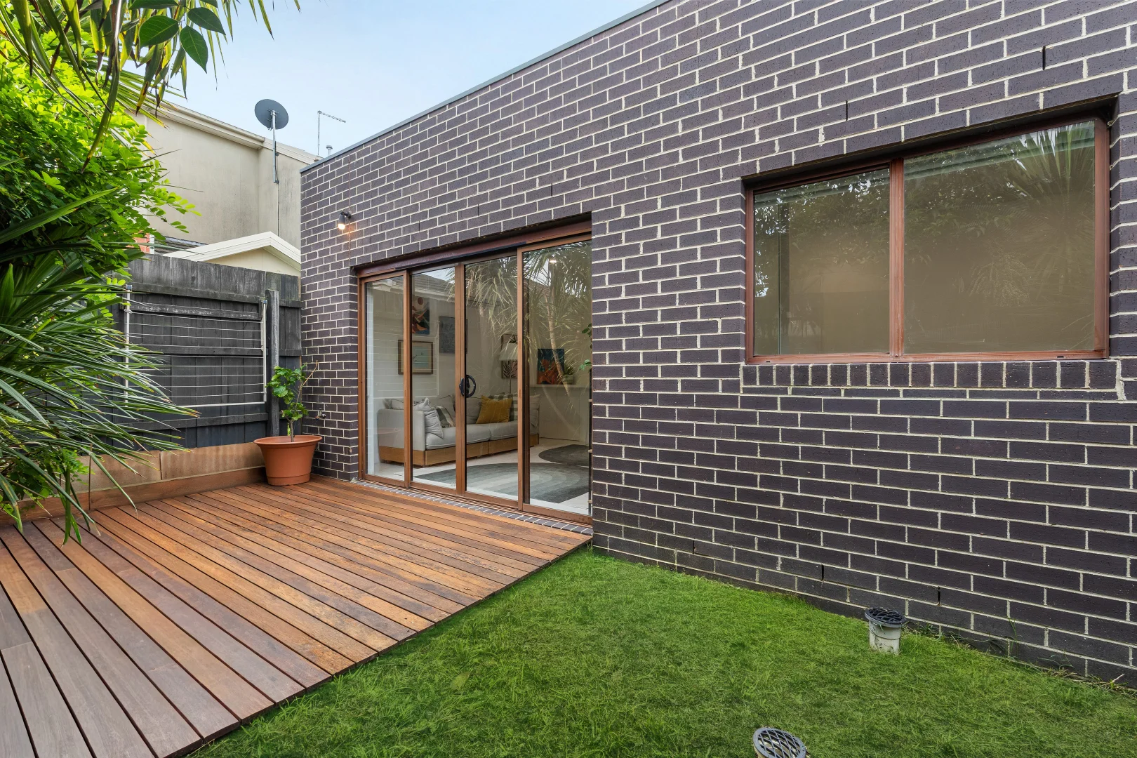 Additional image 10 of 6/16 Elsey Road, Reservoir VIC 3073