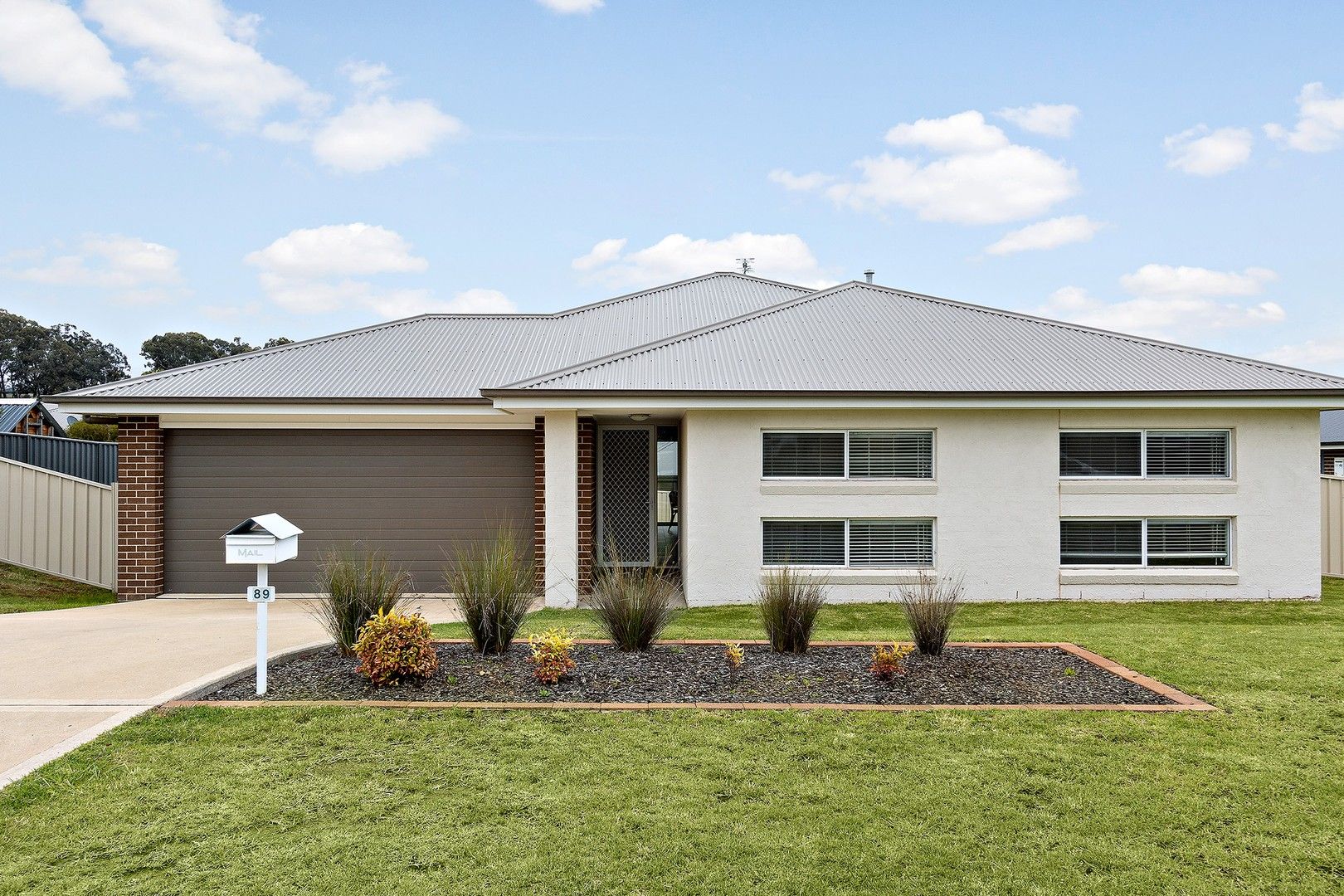 4 bedrooms House in 89 William Maker Drive ORANGE NSW, 2800