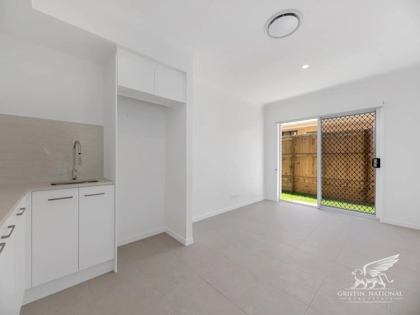 Additional image 11 of 3/2a Diana St, Capalaba QLD 4157