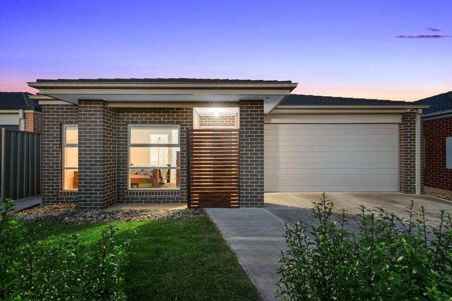 10 Weatherglass St, Wallan VIC 3756, Image 0