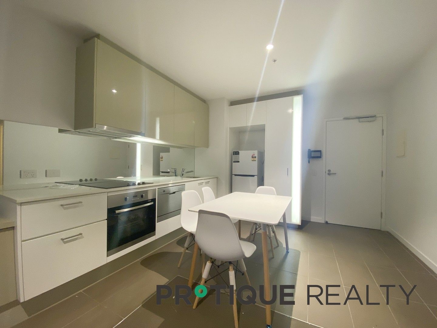1 bedrooms Apartment / Unit / Flat in 2X09/220 Spencer Street MELBOURNE VIC, 3000