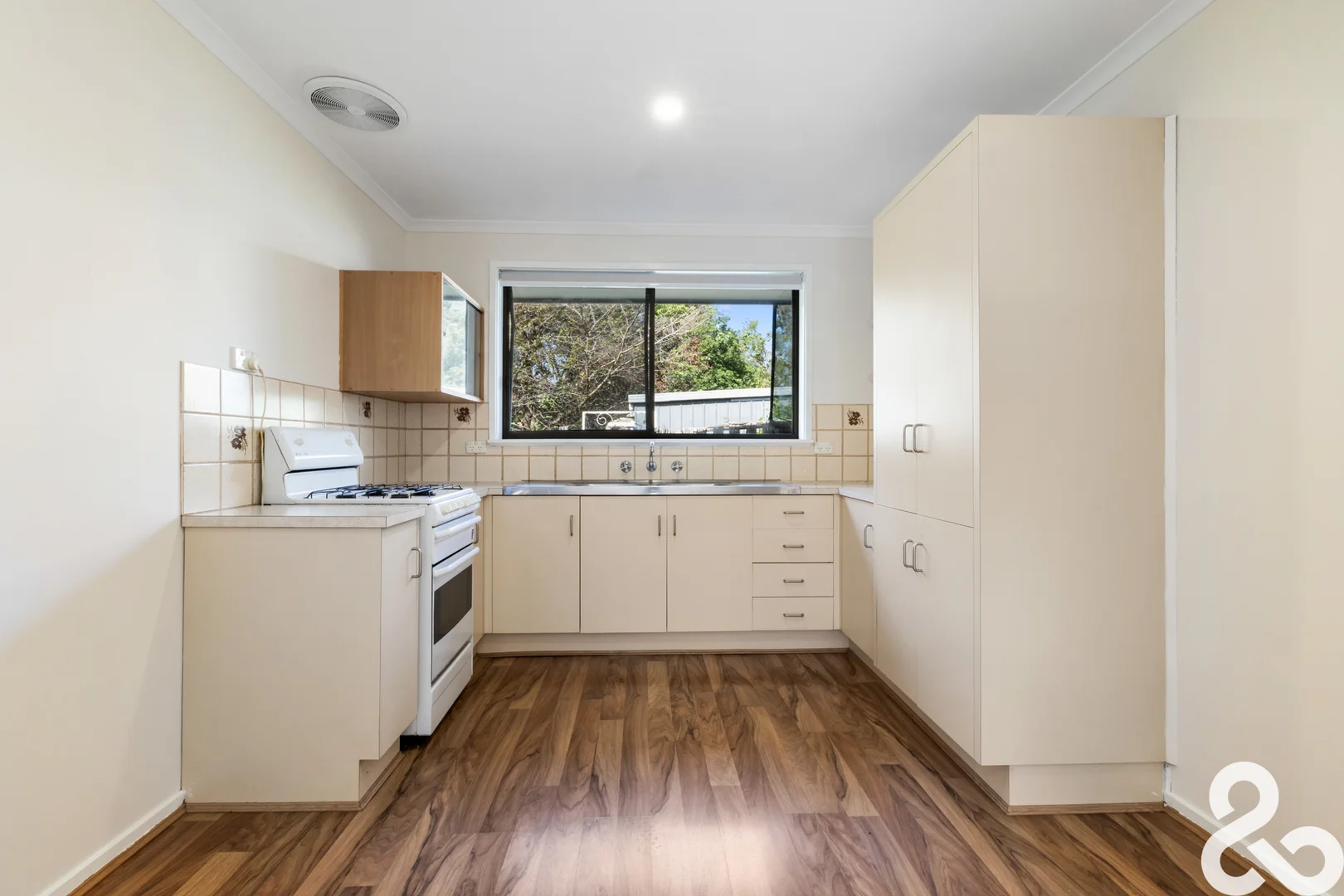 Additional image 2 of 2/2 Reeves Street, Watsonia VIC 3087