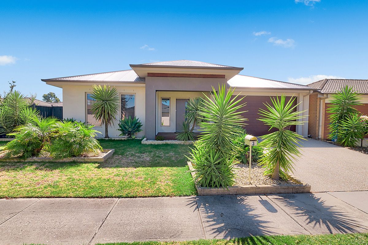 3 Moonlight Rise, Cranbourne East VIC 3977