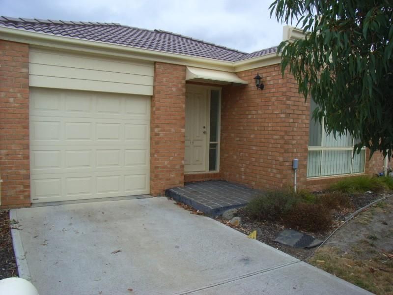 19 Tintern Loop, Hillside VIC 3037, Image 0