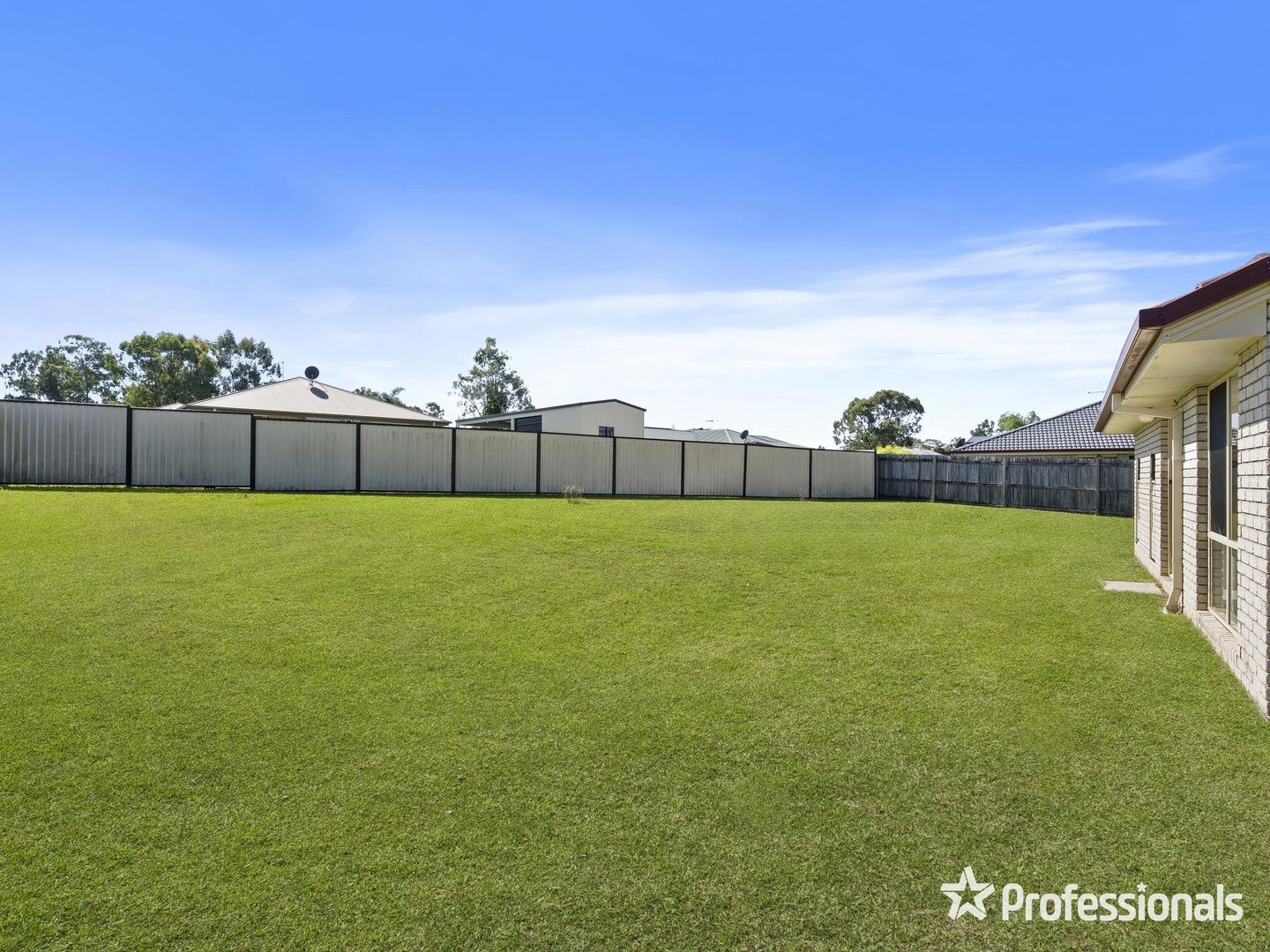 9 Tuckeroo Drive, Flagstone QLD 4280, Image 2