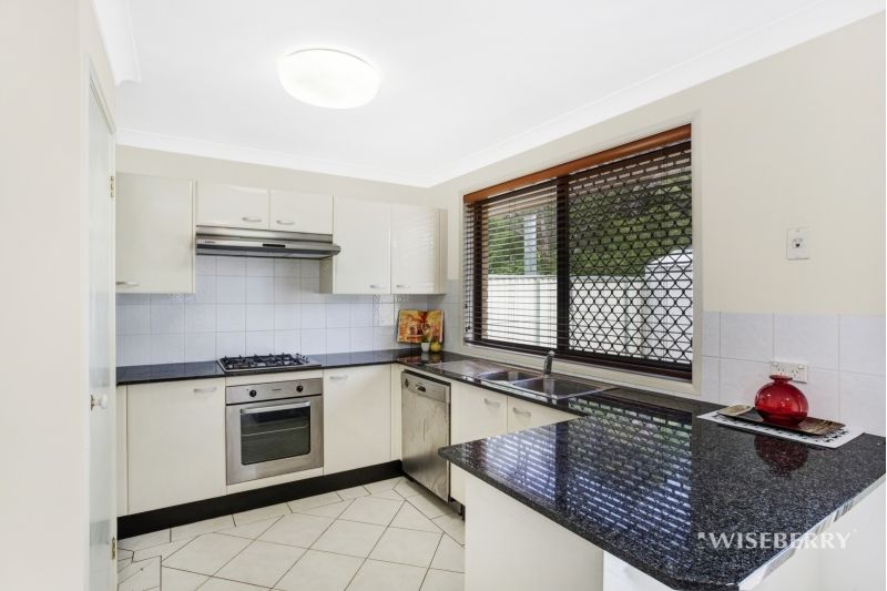 10 Marlborough Place, Berkeley Vale NSW 2261, Image 1