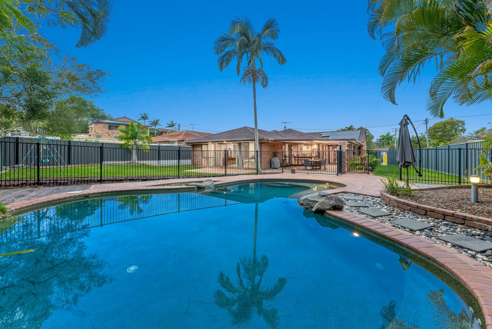 4 bedrooms House in 1 Marseille Court PETRIE QLD, 4502