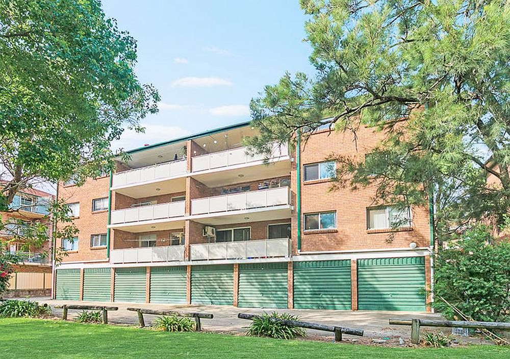 2 bedrooms Apartment / Unit / Flat in 32/11A Betts St PARRAMATTA NSW, 2150