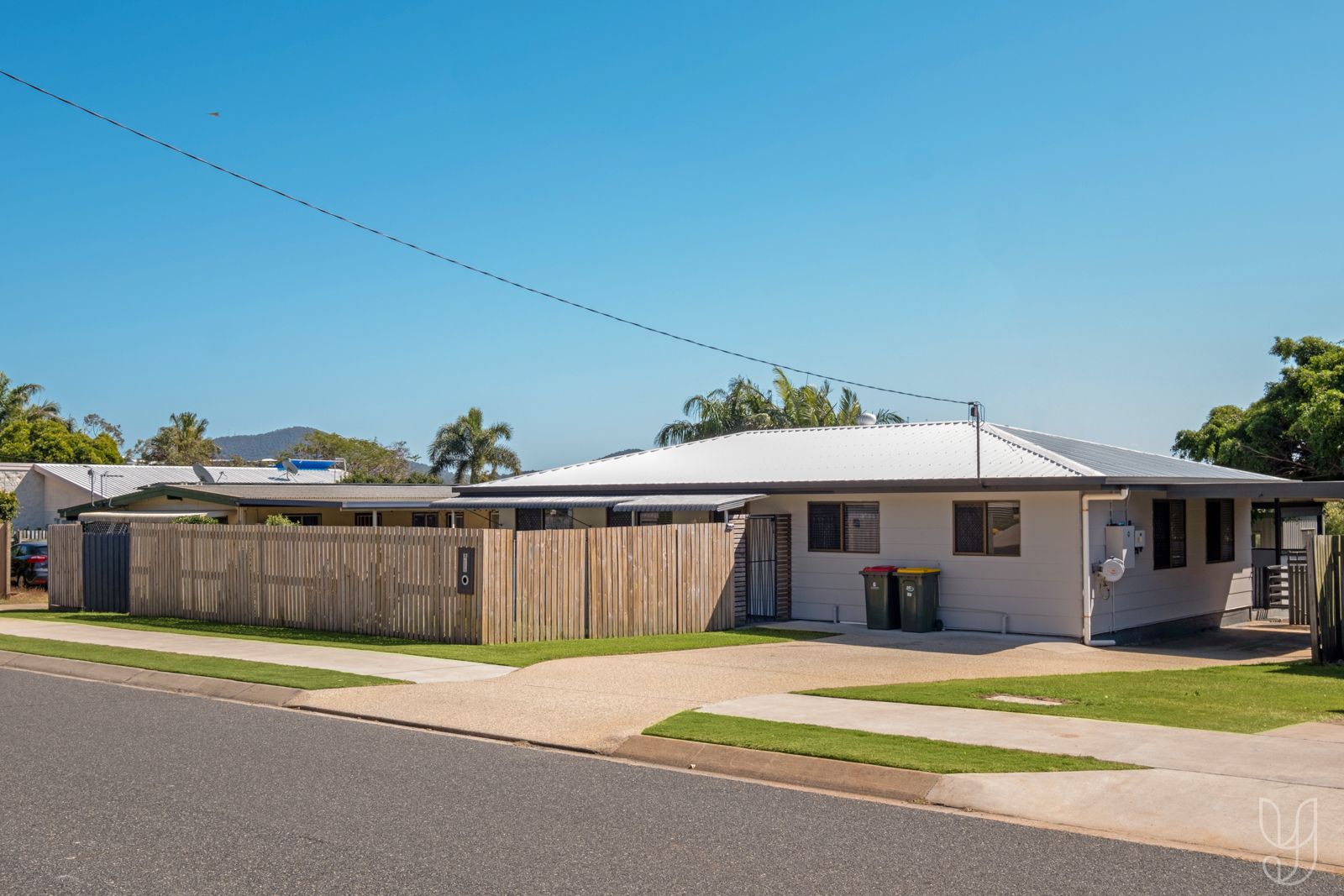 3 bedrooms House in 23 Swordfish Avenue TARANGANBA QLD, 4703