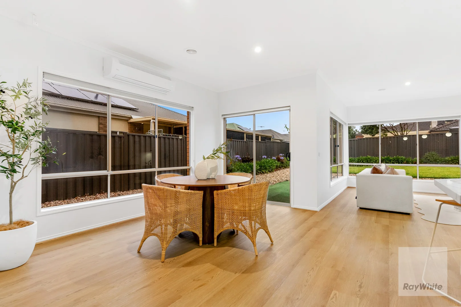 Additional image 16 of 4 Coburn Way, Caroline Springs VIC 3023