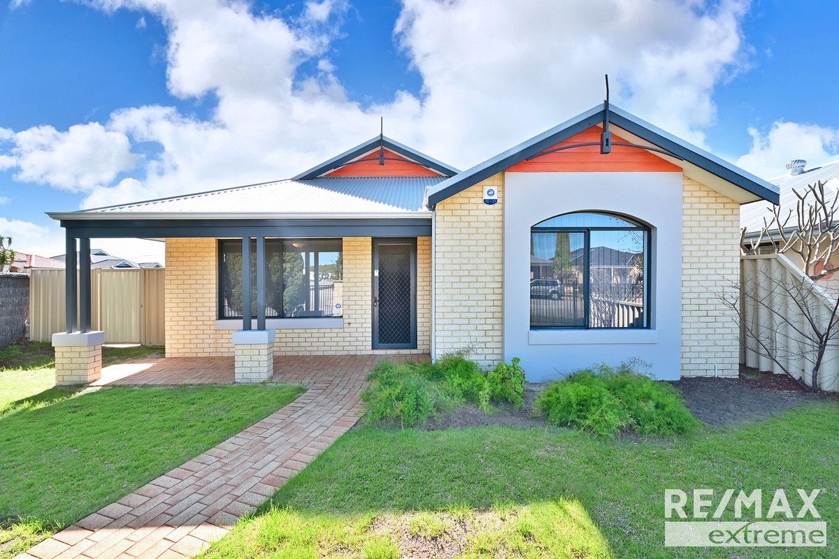 3 bedrooms House in 66 Wadhurst Road BUTLER WA, 6036