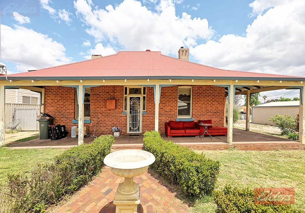 36 Doney Street, Narrogin WA 6312 Domain