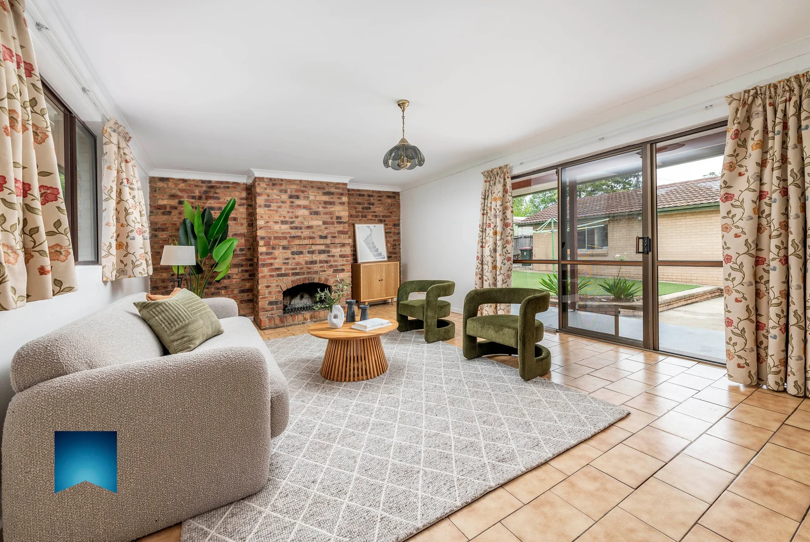 Additional image 11 of 6 Charteris Crescent, Chifley ACT 2606