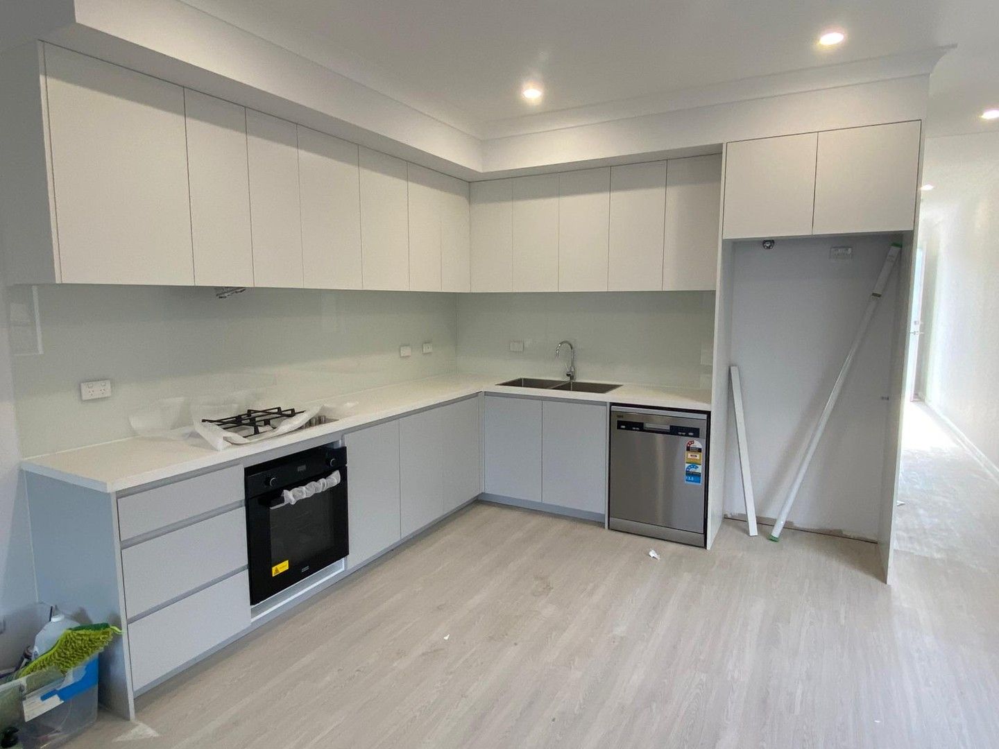 4 bedrooms Duplex in 2/24 Gracie Avenue CAMERON PARK NSW, 2285