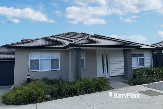 Picture of 9 Laurina Close, LYSTERFIELD VIC 3156