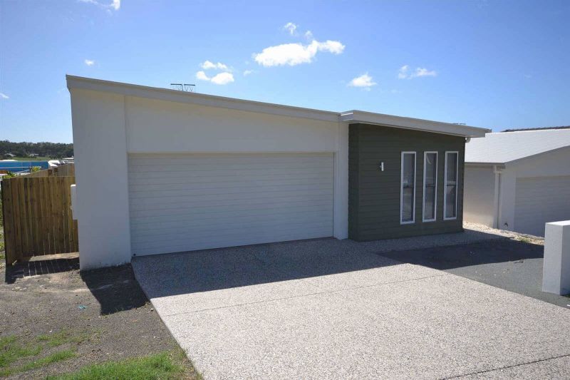 4 bedrooms House in 3 Pardalote Way BLI BLI QLD, 4560