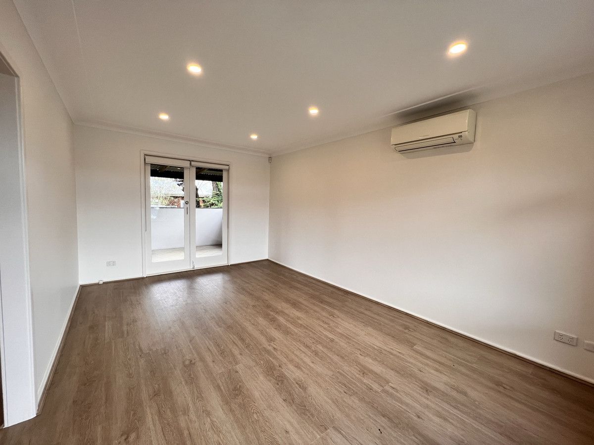 3 bedrooms House in 5 Karingal Place GREENACRE NSW, 2190