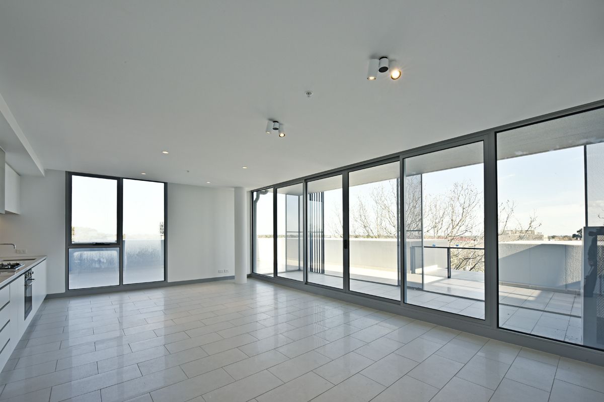 2 bedrooms Apartment / Unit / Flat in 302/63 Atherton Road OAKLEIGH VIC, 3166