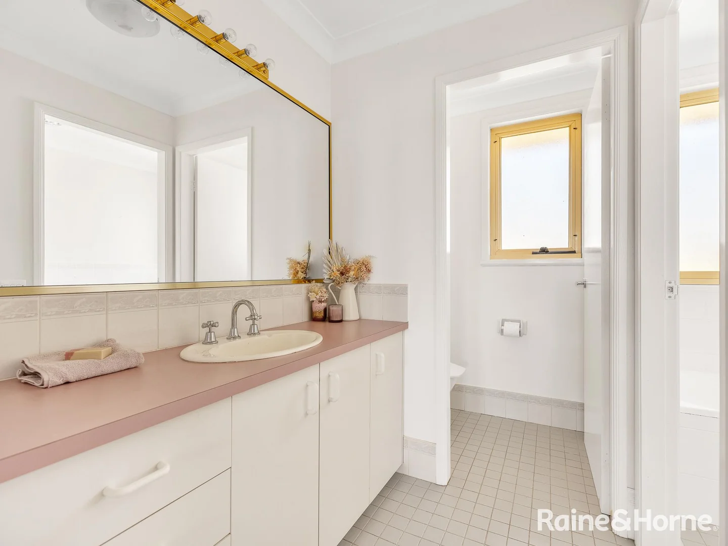 Additional image 23 of 2002 Lagoon Road, The Lagoon NSW 2795