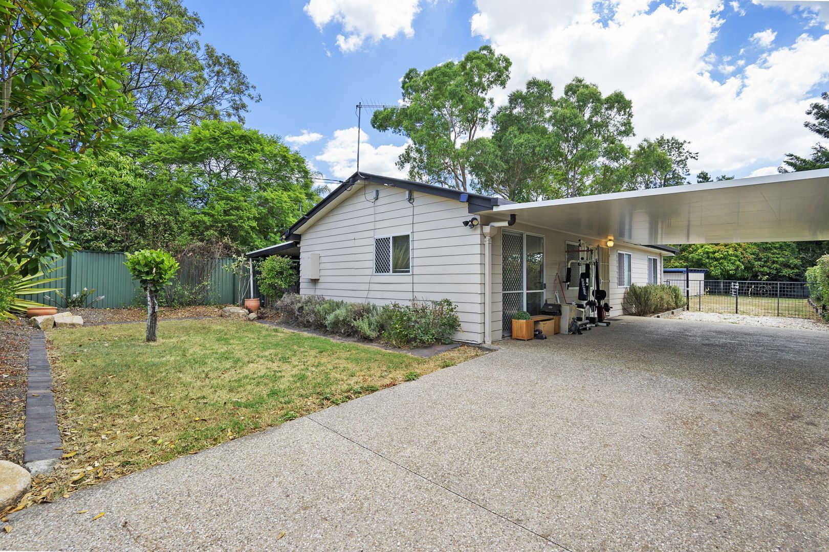 7 Moffatt Road, Waterford West QLD 4133, Image 0