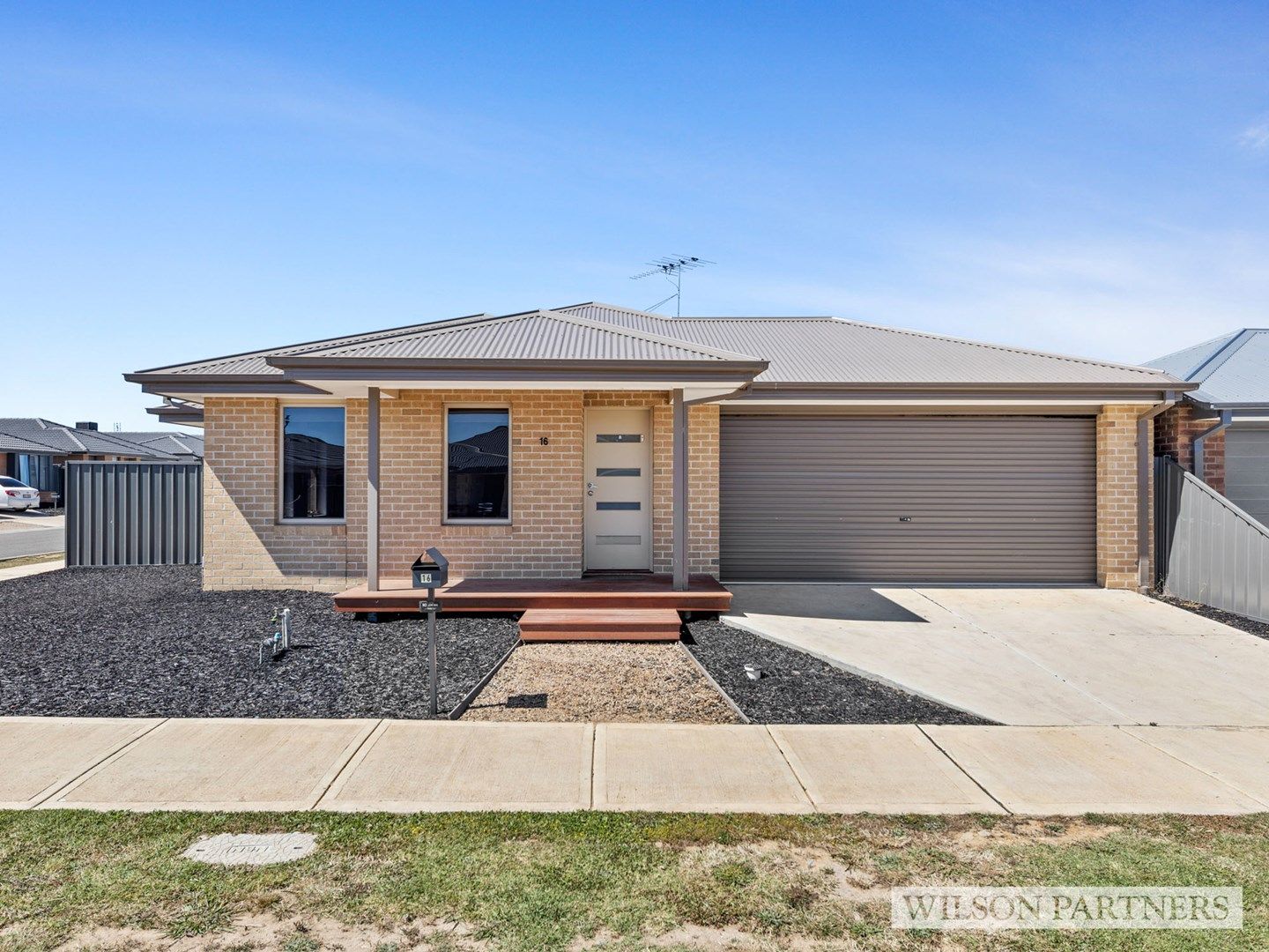 16 Wispering Circuit, Kilmore VIC 3764, Image 0