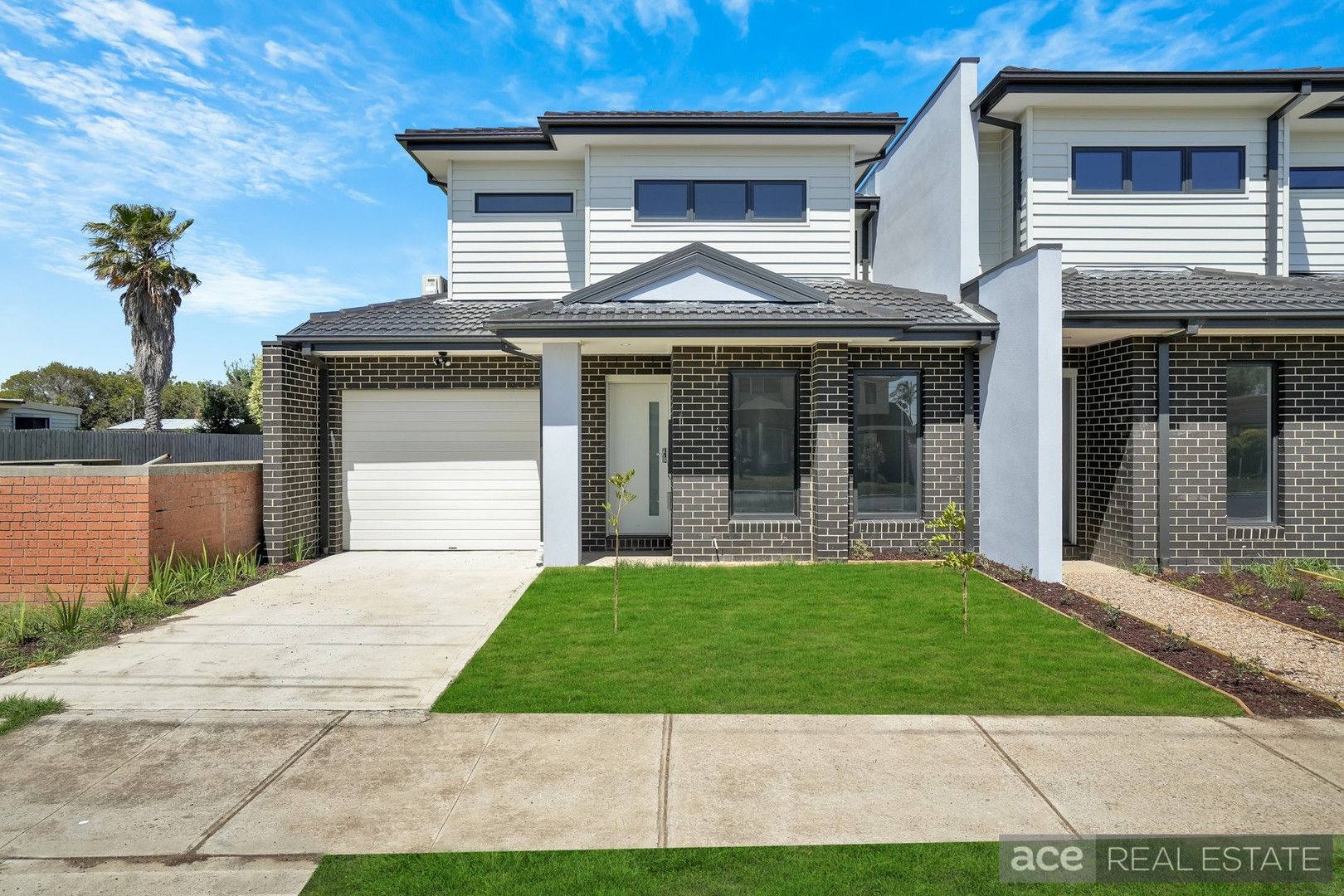 3 bedrooms House in Unit 1 , 2 , 3/31 Grace Street LAVERTON VIC, 3028