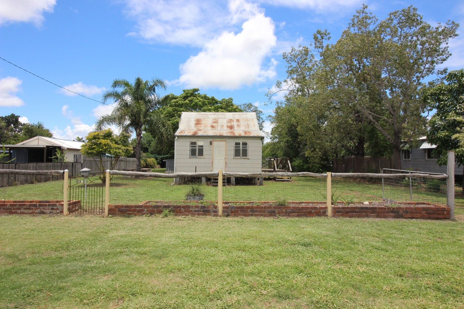 1 bedrooms House in 58 Queen Street GAYNDAH QLD, 4625
