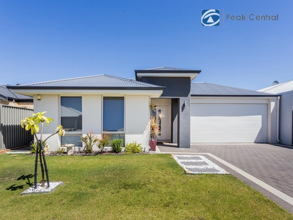 7 Lomond Crescent, Wandi WA 6167