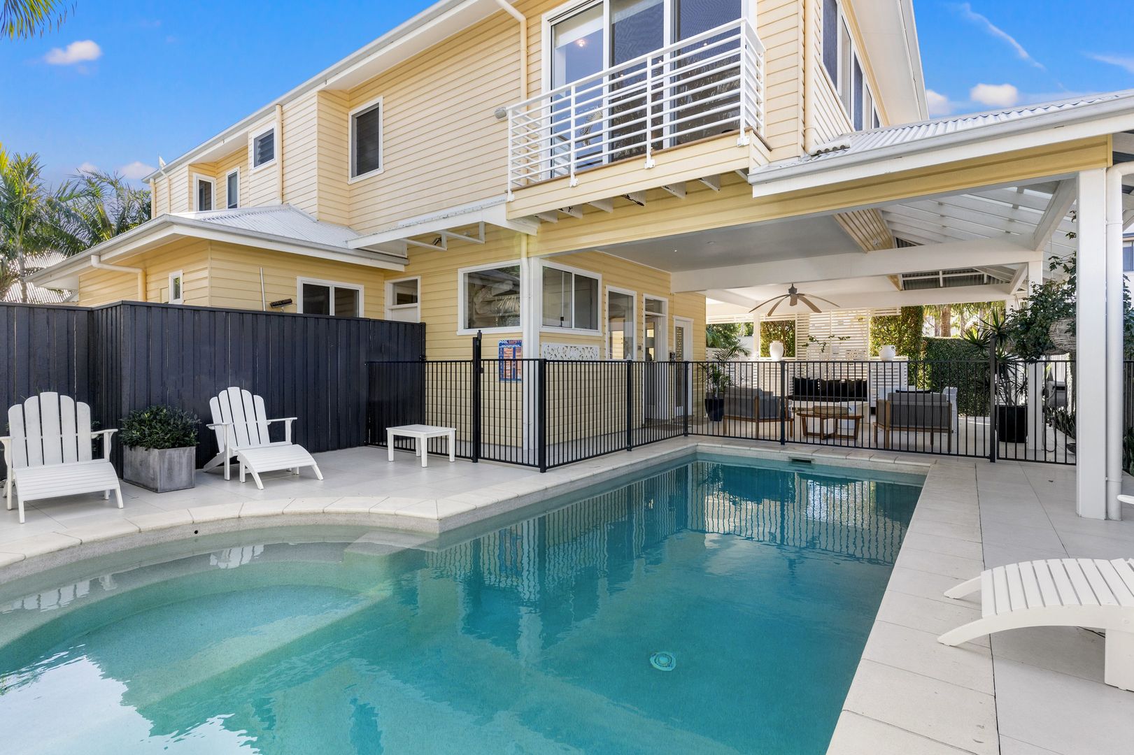 2 Fletcher Lane, Byron Bay Property History & Address Research Domain