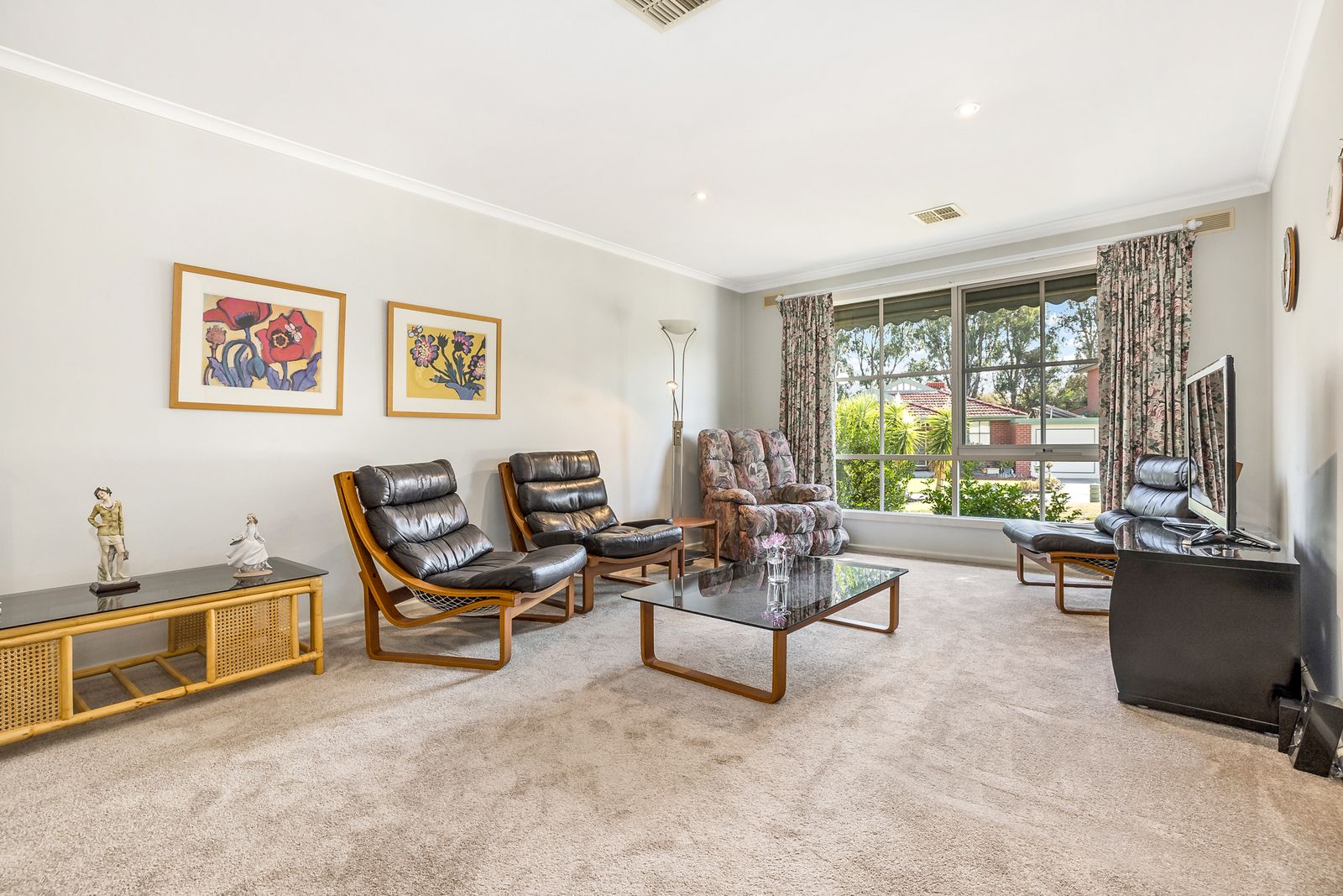 5 Rips Court, Dingley Village VIC 3172, Image 2