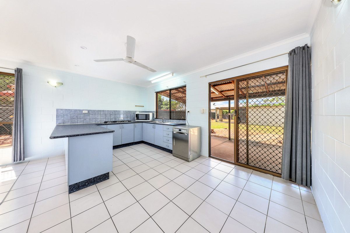 78 James Circuit, Woodroffe NT 0830, Image 2