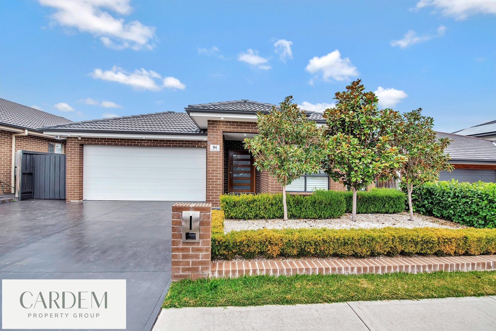 4 bedrooms House in 94 Pioneer Drive CARNES HILL NSW, 2171