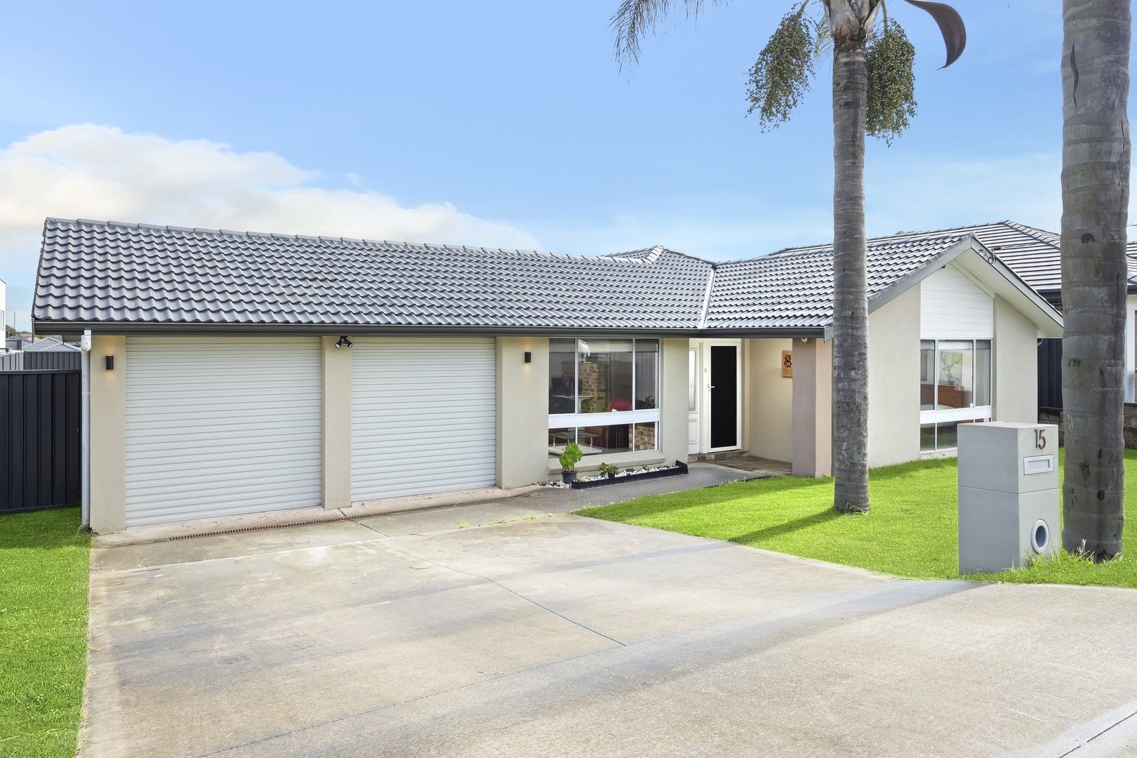 6 bedrooms House in 15 Lambeth Road SCHOFIELDS NSW, 2762