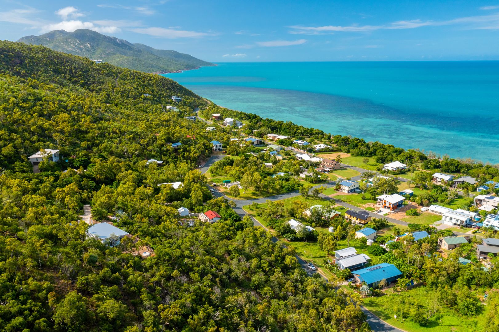 30 Rattray Avenue, Hideaway Bay QLD 4800, Image 2