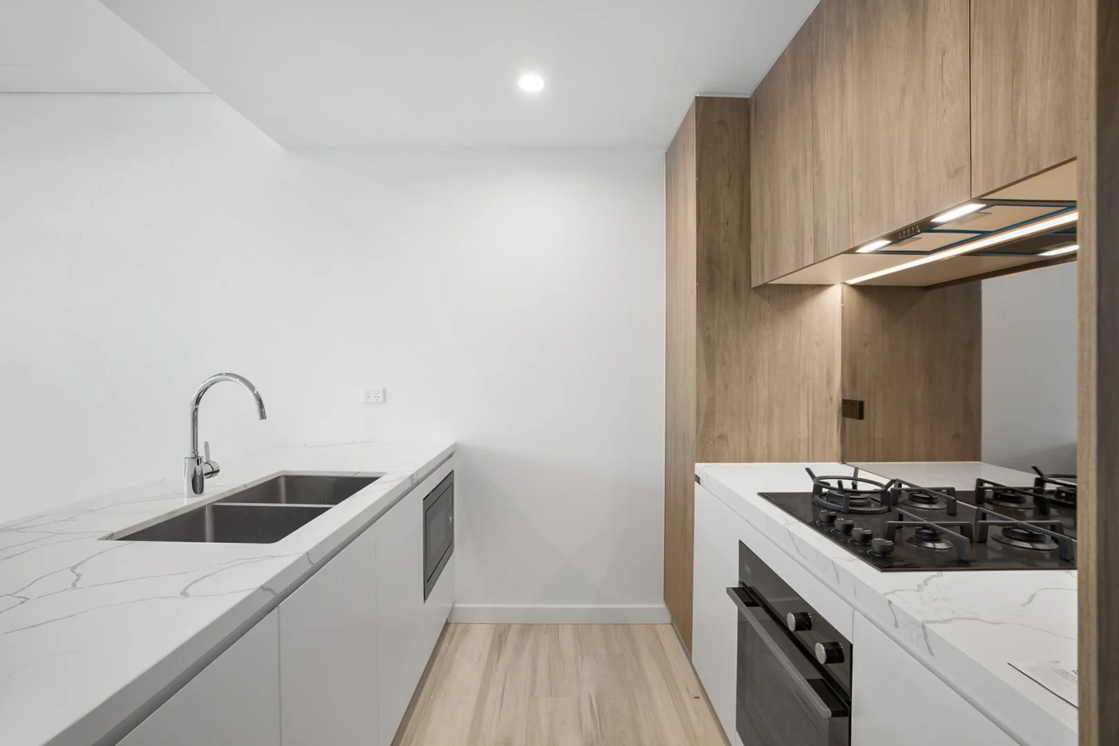 Additional image 2 of W-2605/108 Donnison Street, Gosford NSW 2250