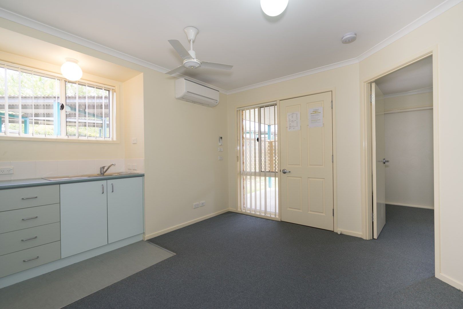 24/7 Severin Court, Thurgoona NSW 2640, Image 2