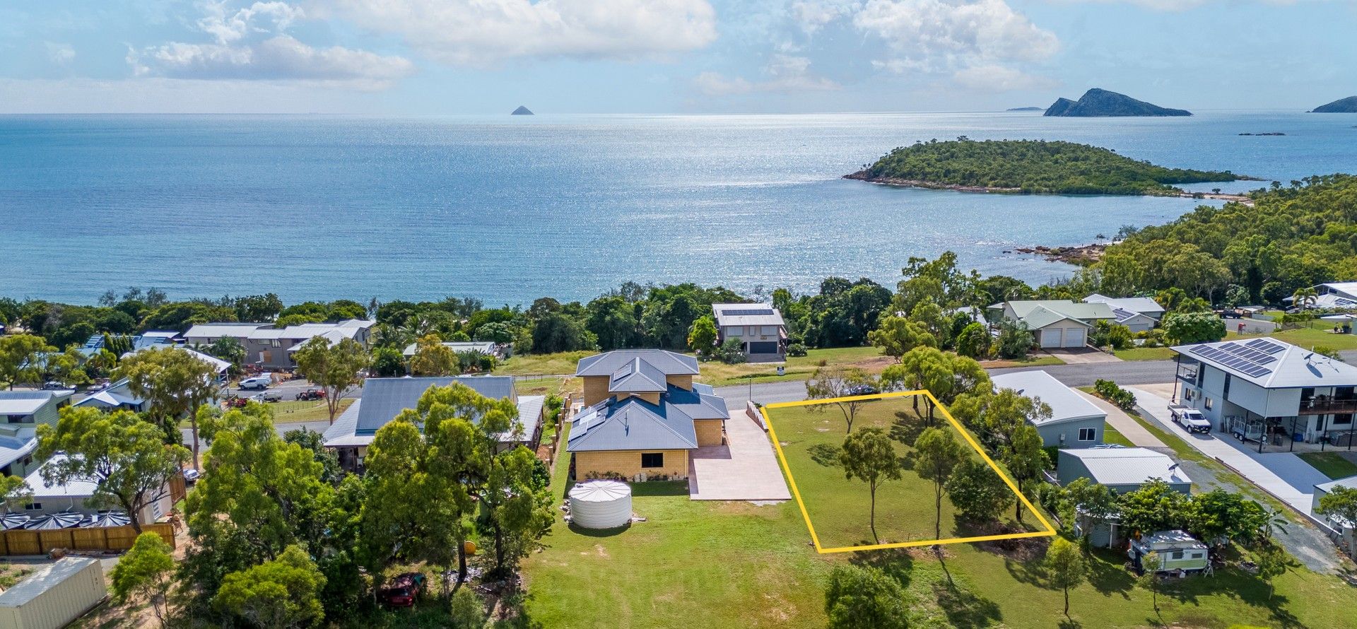 Vacant land in 54 Blackcurrant Drive, HIDEAWAY BAY QLD, 4800