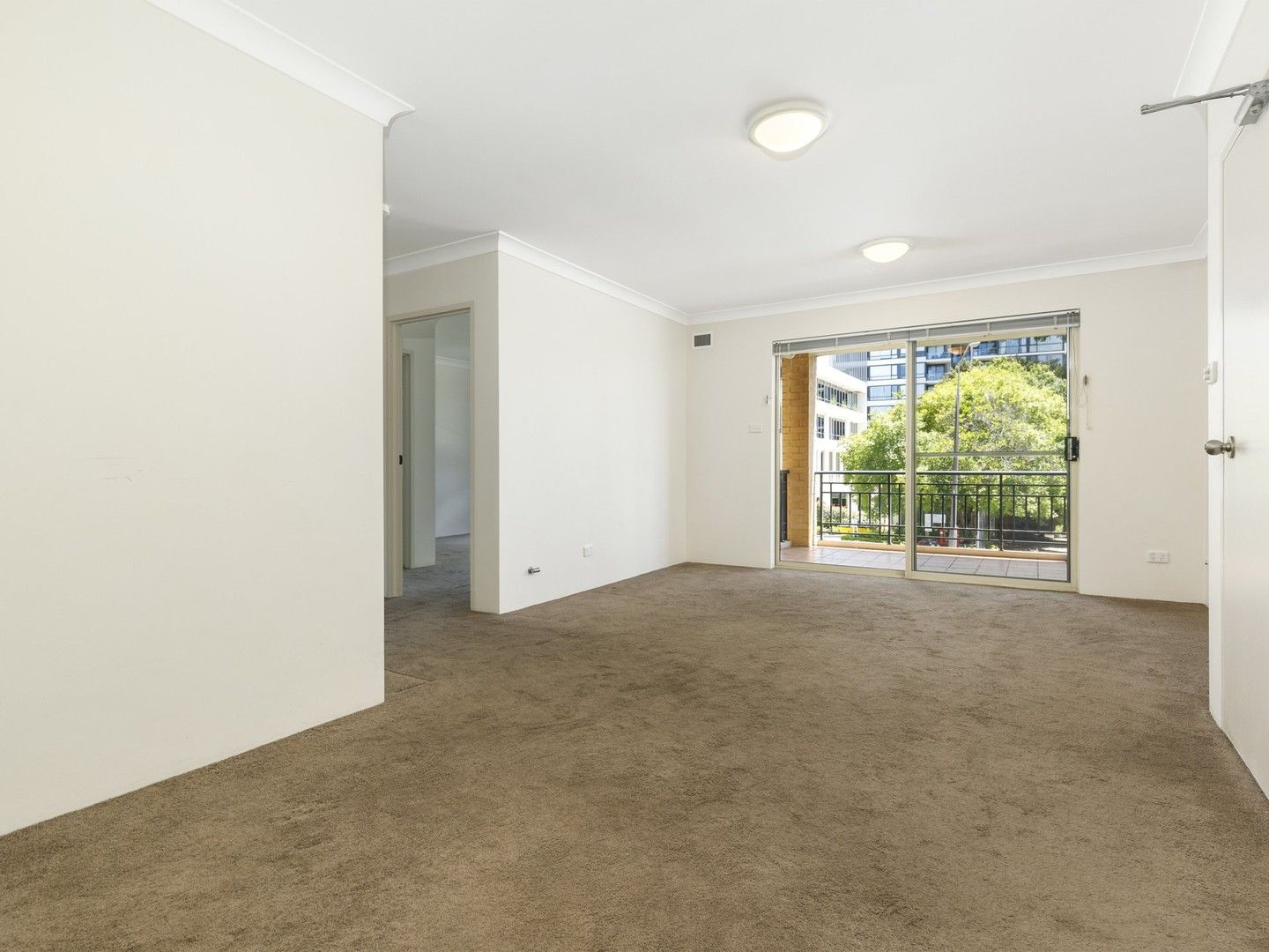 2 bedrooms Apartment / Unit / Flat in 27/52 Oxford Street EPPING NSW, 2121