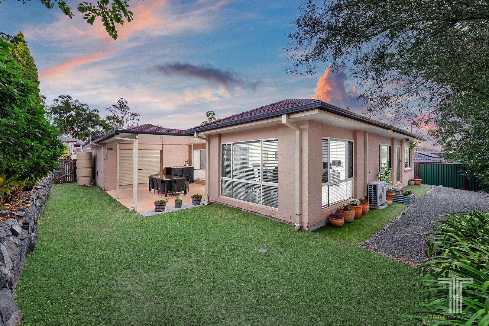 81 Oak Place, Mackenzie QLD 4156 Domain