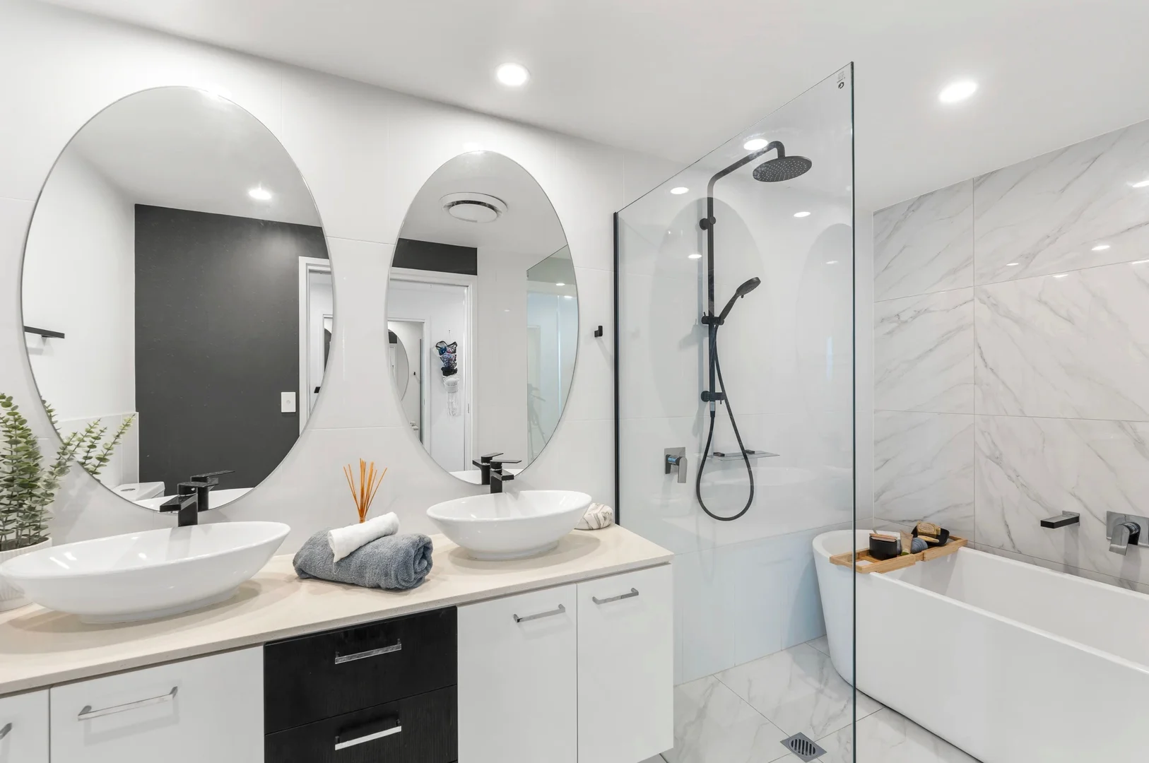 Additional image 8 of 4410/5 Harbourside Court, Biggera Waters QLD 4216