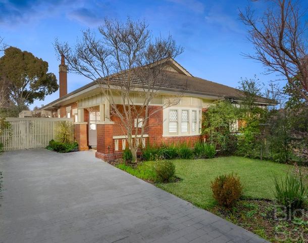 4 Findon Crescent, Kew VIC 3101