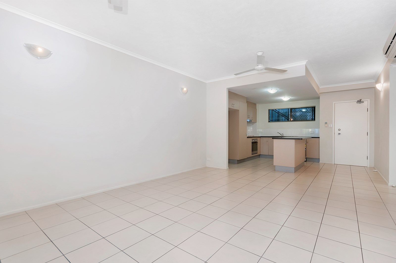 2/82-86 Martyn Street, Parramatta Park QLD 4870, Image 1