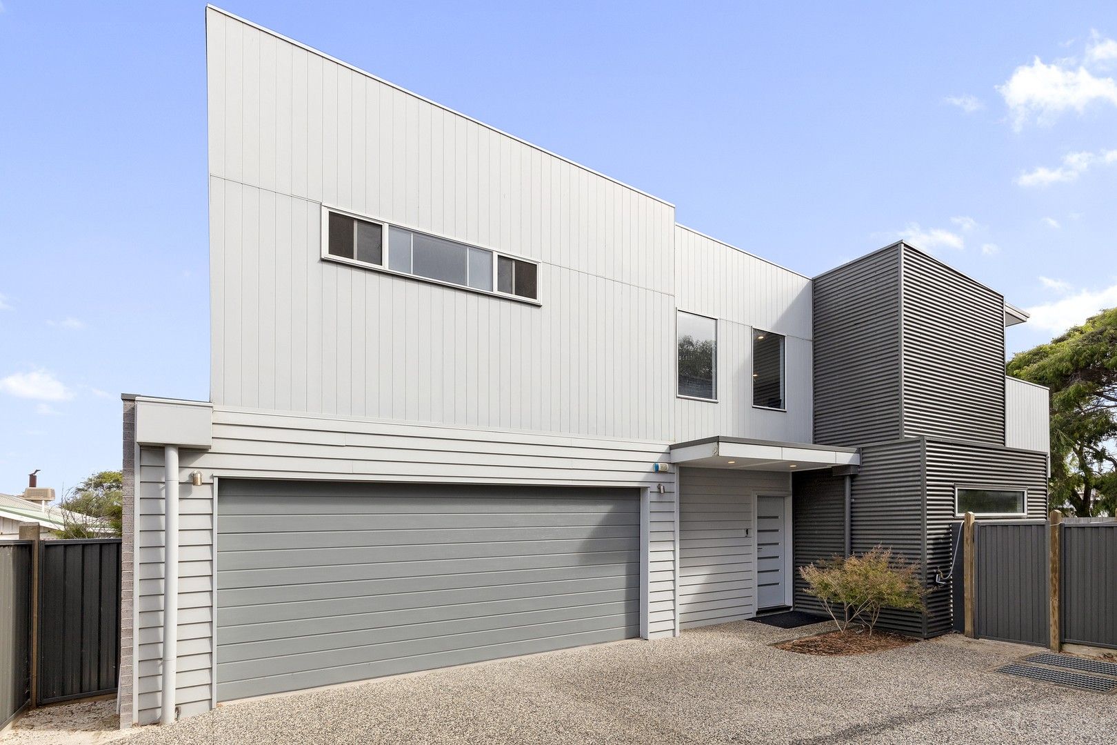 3 bedrooms Townhouse in 2/31 Orton Street OCEAN GROVE VIC, 3226